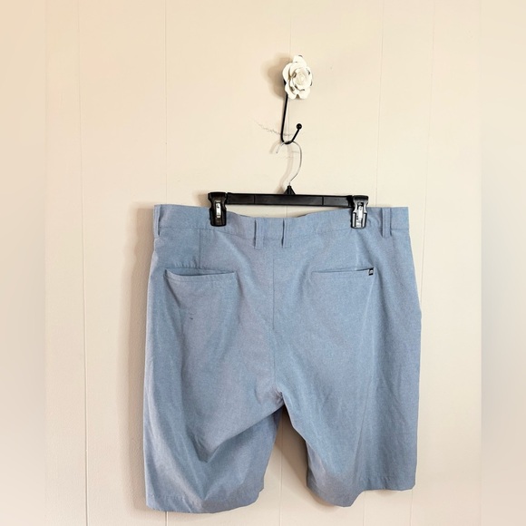 Travis Mathew blue beck shorts size 38 - Picture 5 of 5
